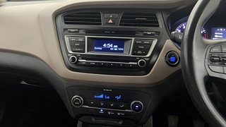 Used 2016 Hyundai Elite i20 [2014-2018] Asta 1.2 Petrol Manual top_features Integrated (in-dash) music system