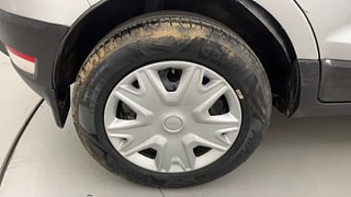 Used 2019 Ford EcoSport [2017-2021] Trend 1.5L TDCi Diesel Manual tyres RIGHT REAR TYRE RIM VIEW