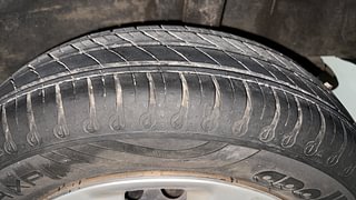 Used 2022 Renault Kwid RXL Petrol Manual tyres LEFT REAR TYRE TREAD VIEW
