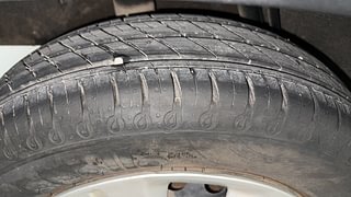 Used 2022 Renault Kwid RXL Petrol Manual tyres RIGHT REAR TYRE TREAD VIEW