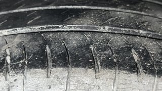Used 2017 Honda City [2017-2020] VX CVT Petrol Automatic tyres LEFT REAR TYRE TREAD VIEW