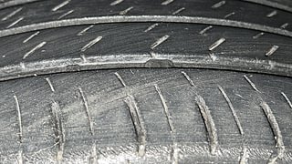 Used 2017 Honda City [2017-2020] VX CVT Petrol Automatic tyres RIGHT FRONT TYRE TREAD VIEW