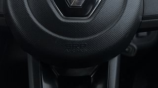 Used 2022 Renault Kwid RXL Petrol Manual top_features Airbags