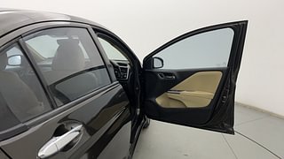 Used 2017 Honda City [2017-2020] VX CVT Petrol Automatic interior RIGHT FRONT DOOR OPEN VIEW