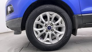 Used 2016 Ford EcoSport [2015-2017] Titanium 1.5L Ti-VCT AT Petrol Automatic tyres LEFT FRONT TYRE RIM VIEW