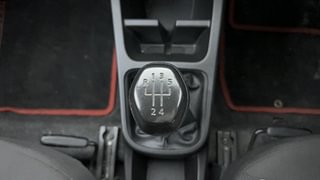 Used 2022 Renault Kwid RXL Petrol Manual interior GEAR  KNOB VIEW