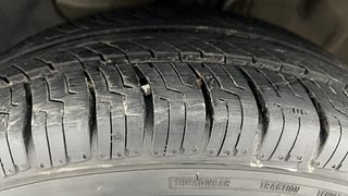 Used 2018 Hyundai Elite i20 [2018-2020] Sportz 1.2 CNG (Outside fitted) Petrol+cng Manual tyres LEFT FRONT TYRE TREAD VIEW