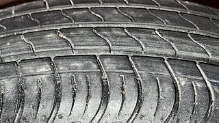 Used 2022 maruti-suzuki S-Presso VXI (O) Petrol Manual tyres RIGHT FRONT TYRE TREAD VIEW