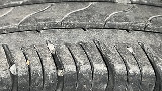 Used 2022 Honda Amaze 1.2 VX i-VTEC Petrol Manual tyres RIGHT FRONT TYRE TREAD VIEW
