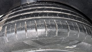 Used 2016 Maruti Suzuki Baleno [2015-2019] RS Petrol Petrol Manual tyres RIGHT REAR TYRE TREAD VIEW