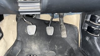 Used 2015 Honda City [2014-2017] S Diesel Diesel Manual interior PEDALS VIEW