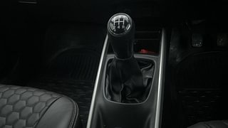 Used 2016 Maruti Suzuki Baleno [2015-2019] Alpha Petrol Petrol Manual interior GEAR  KNOB VIEW