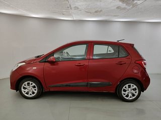 Used 2018 Hyundai Grand i10 [2017-2020] Sportz 1.2 Kappa VTVT Petrol Manual exterior LEFT SIDE VIEW