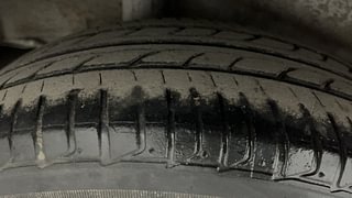 Used 2015 Honda City [2014-2017] S Diesel Diesel Manual tyres RIGHT REAR TYRE TREAD VIEW