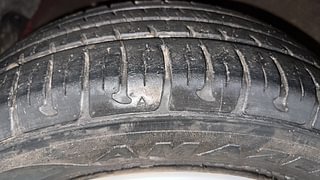Used 2019 Hyundai Grand i10 [2017-2020] Magna 1.2 Kappa VTVT CNG Petrol+cng Manual tyres LEFT FRONT TYRE TREAD VIEW
