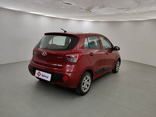 Used 2018 Hyundai Grand i10 [2017-2020] Sportz 1.2 Kappa VTVT Petrol Manual exterior RIGHT REAR CORNER VIEW