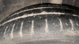 Used 2021 Renault Kwid RXL 1.0 SCE Petrol Manual tyres LEFT REAR TYRE TREAD VIEW