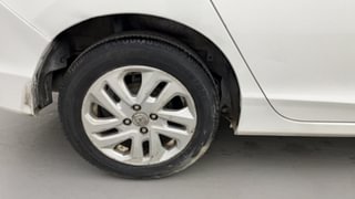 Used 2015 Honda City [2014-2017] S Diesel Diesel Manual tyres RIGHT REAR TYRE RIM VIEW