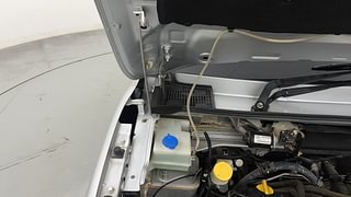 Used 2022 renault Kwid 1.0 RXT Opt Petrol Manual engine ENGINE RIGHT SIDE HINGE & APRON VIEW