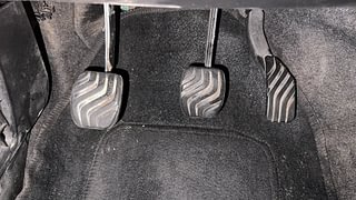Used 2022 renault Kwid 1.0 RXT Opt Petrol Manual interior PEDALS VIEW