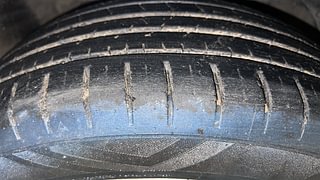 Used 2016 Maruti Suzuki Baleno [2015-2019] Alpha Petrol Petrol Manual tyres RIGHT FRONT TYRE TREAD VIEW