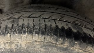 Used 2015 Honda City [2014-2017] S Diesel Diesel Manual tyres LEFT REAR TYRE TREAD VIEW