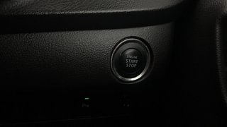 Used 2016 Maruti Suzuki Baleno [2015-2019] Alpha Petrol Petrol Manual top_features Keyless start