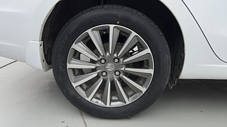Used 2021 Maruti Suzuki Ciaz Alpha AT Petrol Petrol Automatic tyres RIGHT REAR TYRE RIM VIEW