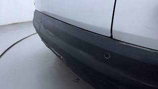 Used 2022 Renault Triber RXL Petrol Manual top_features Parking sensors