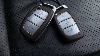 Used 2017 Hyundai Creta [2015-2018] 1.6 SX Plus Auto Petrol Petrol Automatic extra CAR KEY VIEW