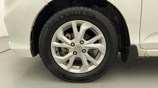 Used 2020 Honda Amaze [2018-2021] 1.2 V i-VTEC Petrol Manual tyres LEFT FRONT TYRE RIM VIEW