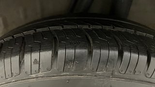 Used 2020 Honda Amaze [2018-2021] 1.2 V i-VTEC Petrol Manual tyres LEFT REAR TYRE TREAD VIEW