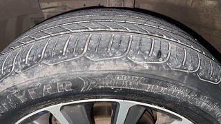 Used 2021 Maruti Suzuki Ciaz Alpha AT Petrol Petrol Automatic tyres LEFT FRONT TYRE TREAD VIEW