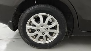 Used 2015 Honda Amaze 1.2 VX (O) Petrol Manual tyres RIGHT REAR TYRE RIM VIEW