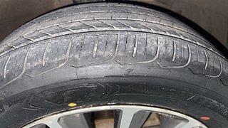 Used 2021 Maruti Suzuki Ciaz Alpha AT Petrol Petrol Automatic tyres RIGHT FRONT TYRE TREAD VIEW