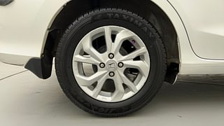 Used 2020 Honda Amaze [2018-2021] 1.2 V i-VTEC Petrol Manual tyres RIGHT REAR TYRE RIM VIEW