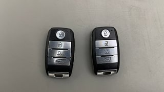 Used 2021 Kia Sonet GTX Plus 1.0 DCT Petrol Automatic extra CAR KEY VIEW