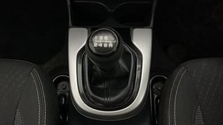 Used 2018 Honda WR-V [2017-2020] i-DTEC VX Diesel Manual interior GEAR  KNOB VIEW