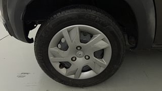 Used 2021 renault Kwid 1.0 RXT Opt Petrol Manual tyres RIGHT REAR TYRE RIM VIEW