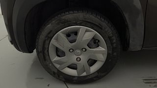 Used 2021 renault Kwid 1.0 RXT Opt Petrol Manual tyres LEFT FRONT TYRE RIM VIEW
