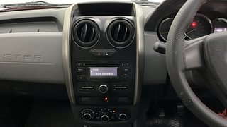 Used 2016 Renault Duster [2015-2019] 85 PS RXS MT Diesel Manual top_features Integrated (in-dash) music system