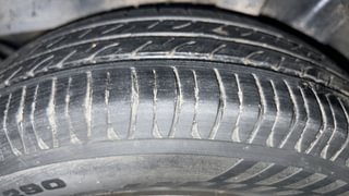 Used 2013 Hyundai Grand i10 [2013-2017] Sportz 1.2 Kappa VTVT Petrol Manual tyres LEFT REAR TYRE TREAD VIEW