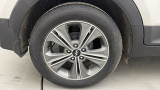 Used 2018 Hyundai Creta [2015-2018] 1.6 SX Plus Auto Petrol Petrol Automatic tyres RIGHT REAR TYRE RIM VIEW