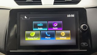 Used 2021 Renault Triber RXZ Petrol Manual top_features Integrated (in-dash) music system