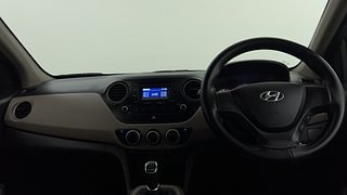 Used 2013 Hyundai Grand i10 [2013-2017] Sportz 1.2 Kappa VTVT Petrol Manual interior DASHBOARD VIEW