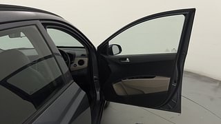 Used 2013 Hyundai Grand i10 [2013-2017] Sportz 1.2 Kappa VTVT Petrol Manual interior RIGHT FRONT DOOR OPEN VIEW