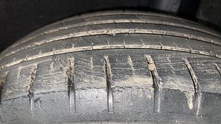 Used 2018 Maruti Suzuki Baleno [2015-2019] Alpha Petrol Petrol Manual tyres LEFT REAR TYRE TREAD VIEW