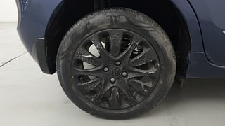 Used 2018 Maruti Suzuki Baleno [2015-2019] Alpha Petrol Petrol Manual tyres RIGHT REAR TYRE RIM VIEW