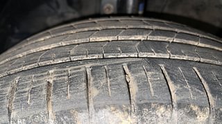 Used 2018 Maruti Suzuki Baleno [2015-2019] Alpha Petrol Petrol Manual tyres LEFT FRONT TYRE TREAD VIEW