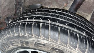 Used 2016 Renault Duster [2015-2019] 85 PS RXS MT Diesel Manual tyres LEFT REAR TYRE TREAD VIEW